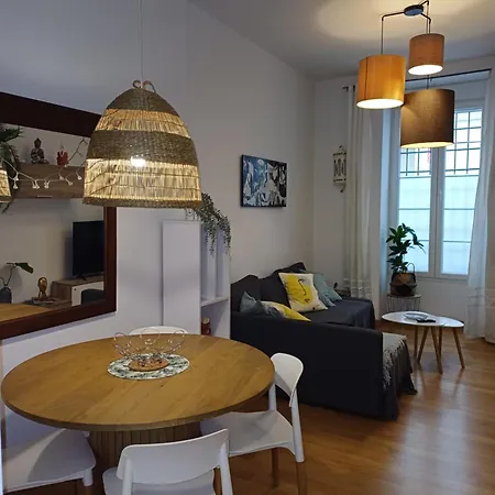 Apartamento Espacioso En Plaza De La Merced, Exterior Con Patio, En Centro Histórico *